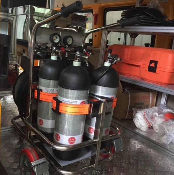 國六依維柯救險車_什么是氣防車_救險車有哪些功能_依維柯檢測車_自然災害指揮車