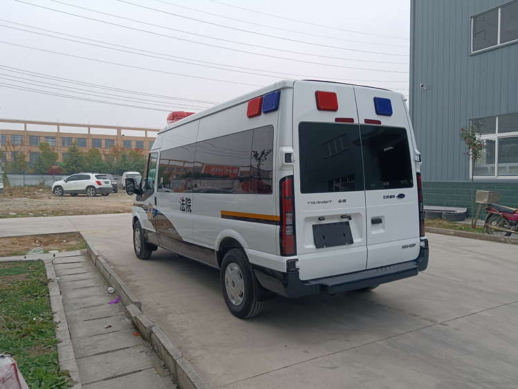 福特13座囚車 檢察院11-15座囚車 黑龍江押運囚車