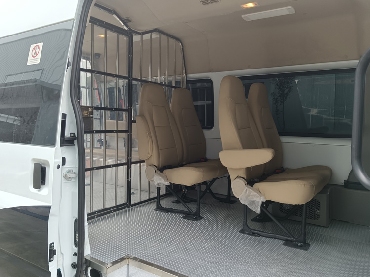 福特13座囚車 9-11座囚車 遼寧吉林審判囚車