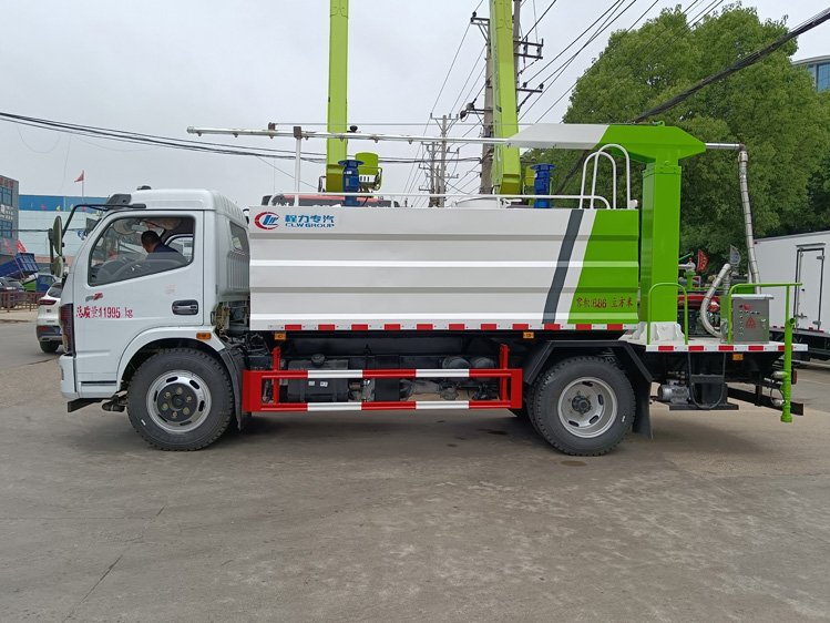 國六東風(fēng)D9鐵路抑塵車(chē)_智能化控制提示煤炭揚塵噴霧車(chē)_12噸火車(chē)皮固化降塵車(chē)質(zhì)量好_多功能除塵降塵車(chē)_煤場(chǎng)抑塵車(chē)噴霧均勻