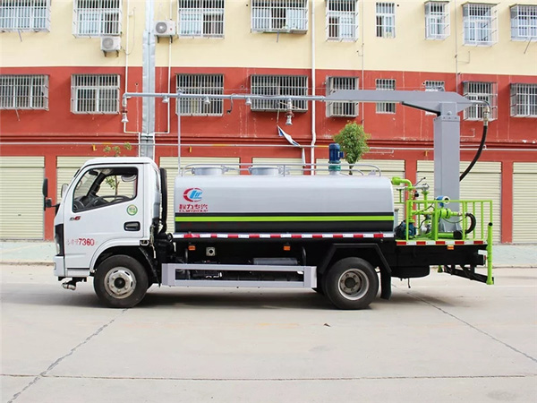 12噸鐵路抑塵車(chē)_礦場(chǎng)鐵路表面封層降塵作業(yè)車(chē)國六15噸鐵路抑塵車(chē)_多功能鐵路抑塵噴霧車(chē)_智能感應噴淋系統_15噸防凍液噴淋車(chē)