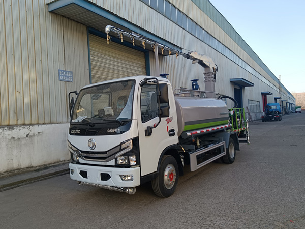 東風(fēng)D9煤碳降塵車(chē)_火車(chē)皮煤炭抑塵劑封層車(chē)鐵路運煤降塵噴霧車(chē)_5方鐵路抑塵車(chē)_降塵灑水車(chē)便宜_東風(fēng)D9煤炭降霾車(chē)_10方煤炭揚塵噴霧車(chē)廠(chǎng)家直銷(xiāo)